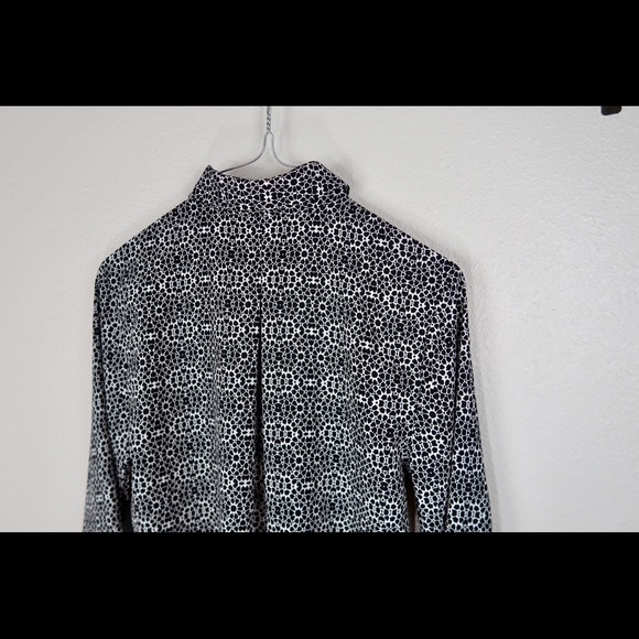 Van Heusen button down top blouse XS - Picture 7 of 8